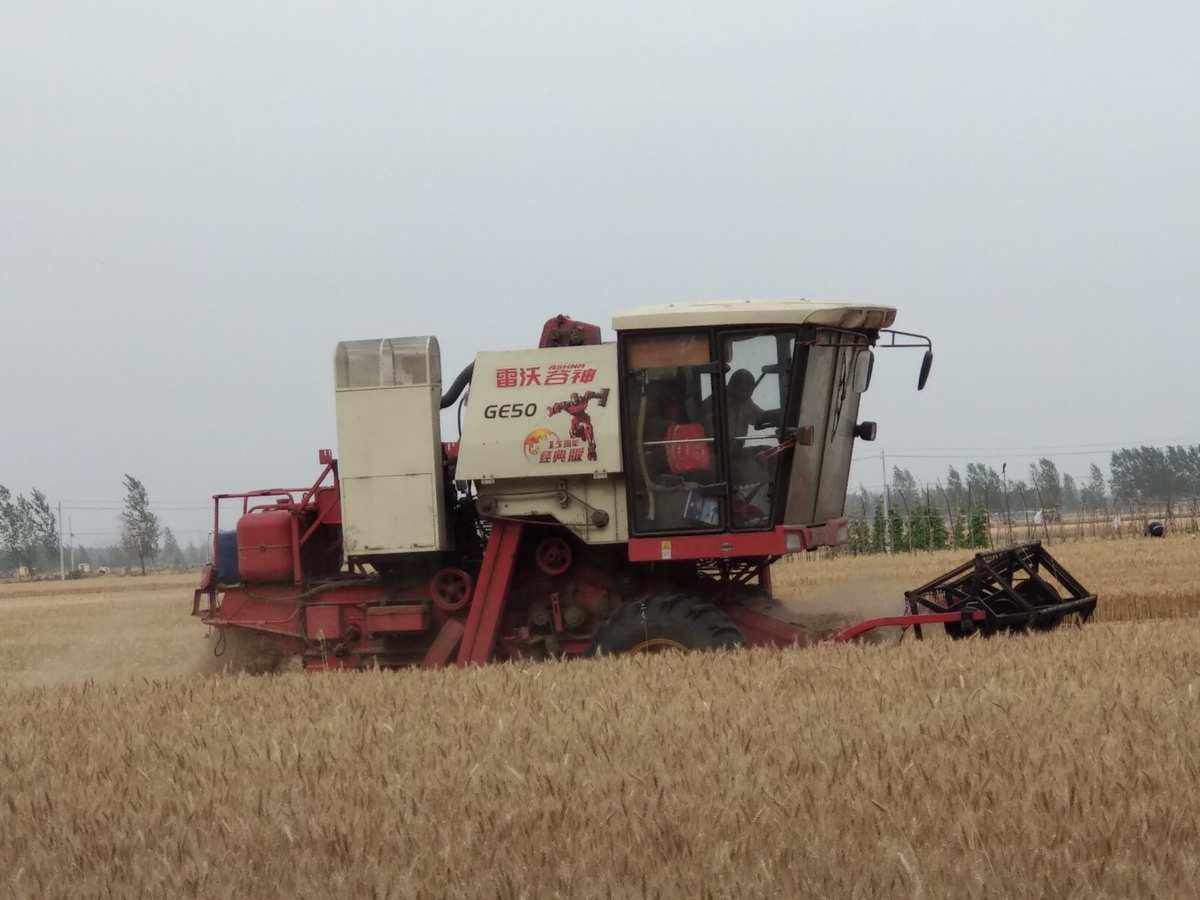 ge50收割机改高炮(gf50收割机缺陷改装)