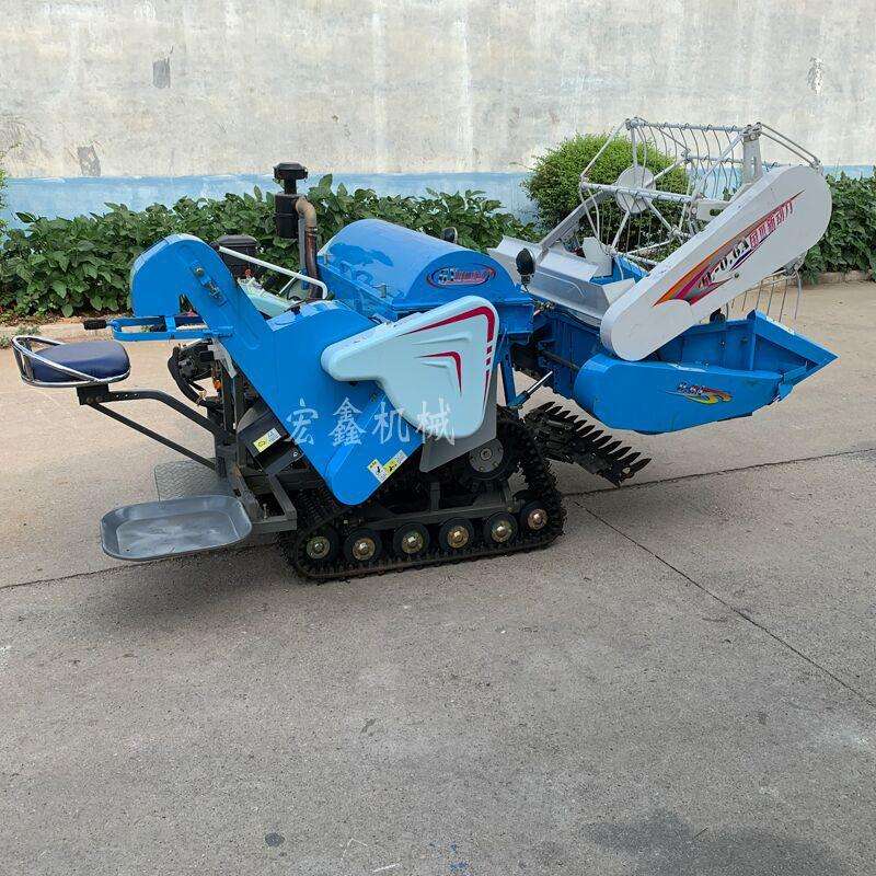 收割机和挖掘机(收割机和挖掘机液压油通用吗)